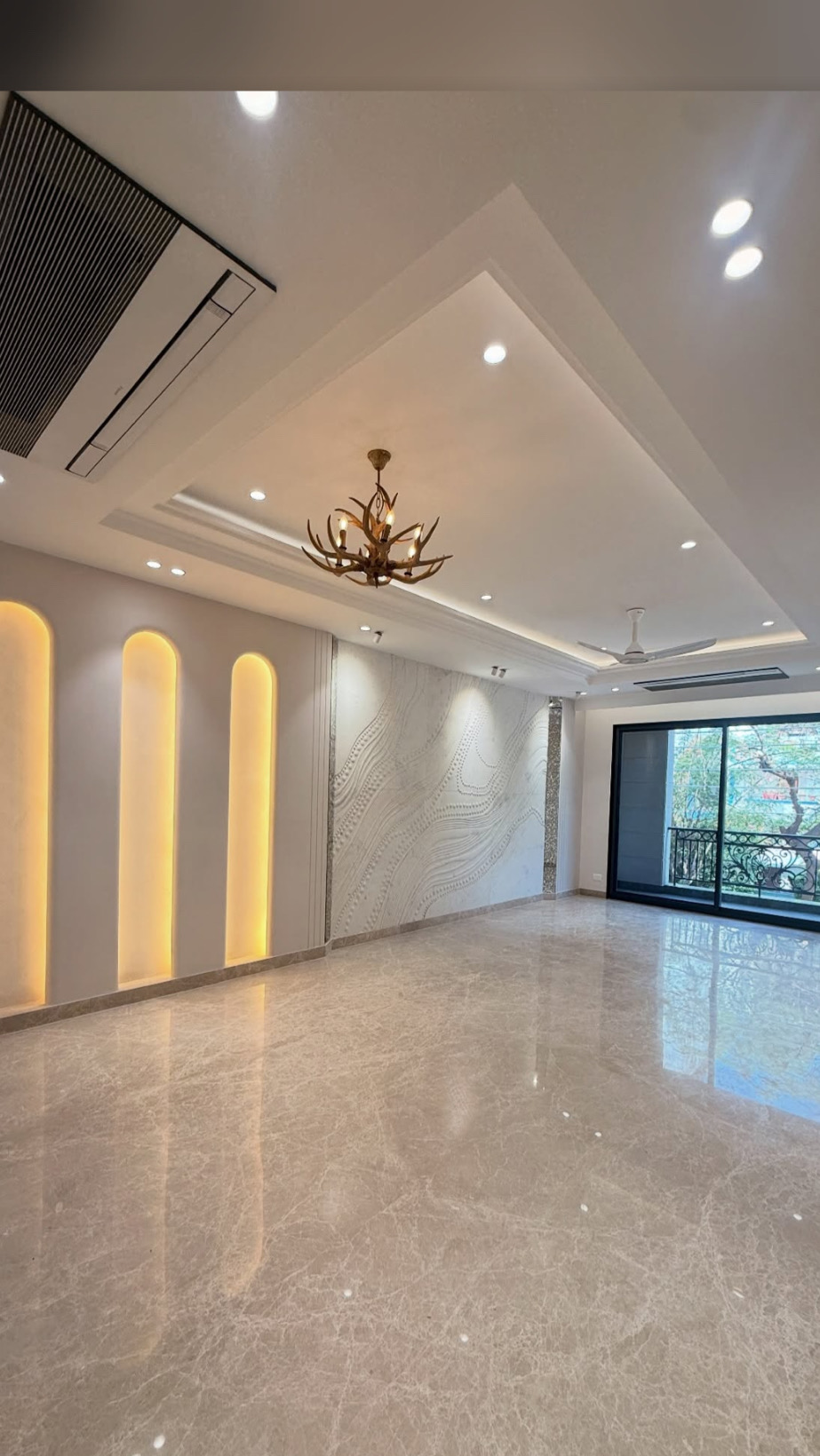 Independent builder floor 