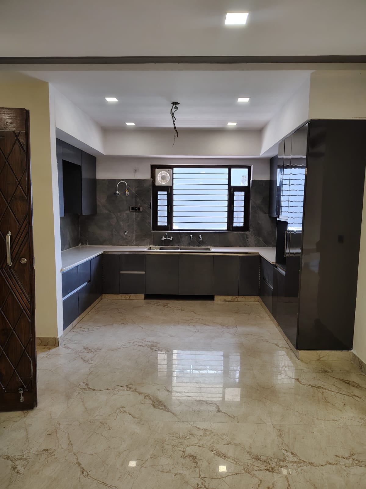Premium Builders floor 