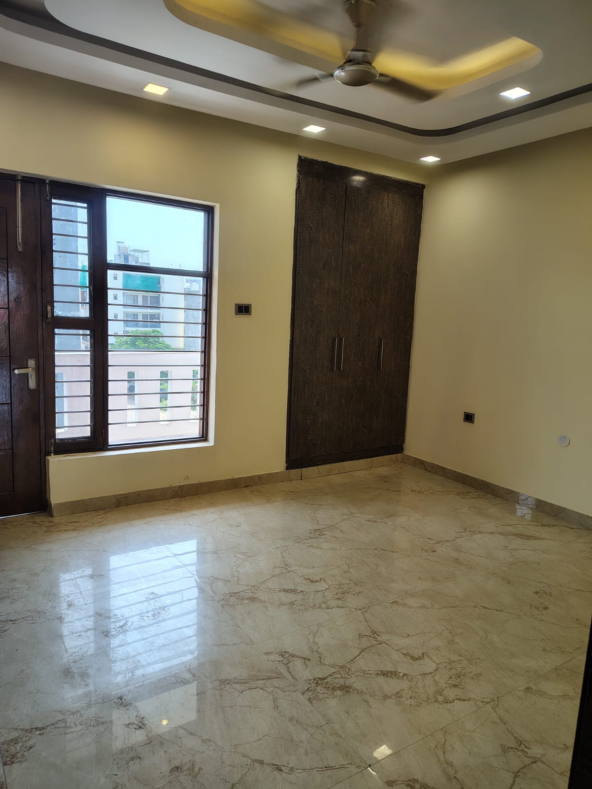 Premium Builders floor 