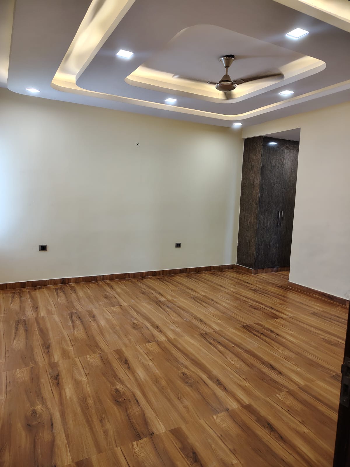 Premium Builders floor 