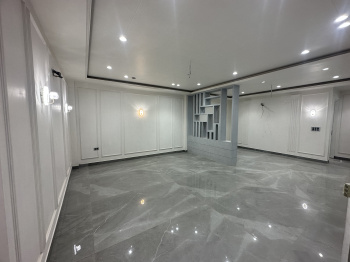 Ultra Luxury Independent floor 