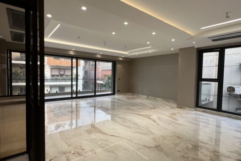 Independent builder floor 