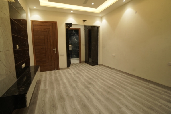 Independent builder floor 
