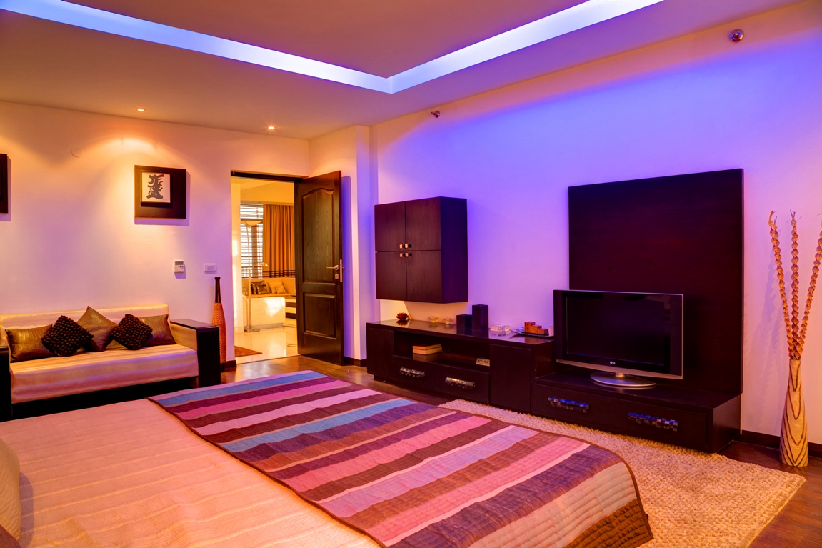 Omaxe hills apartment 
