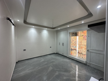 Builder floor 