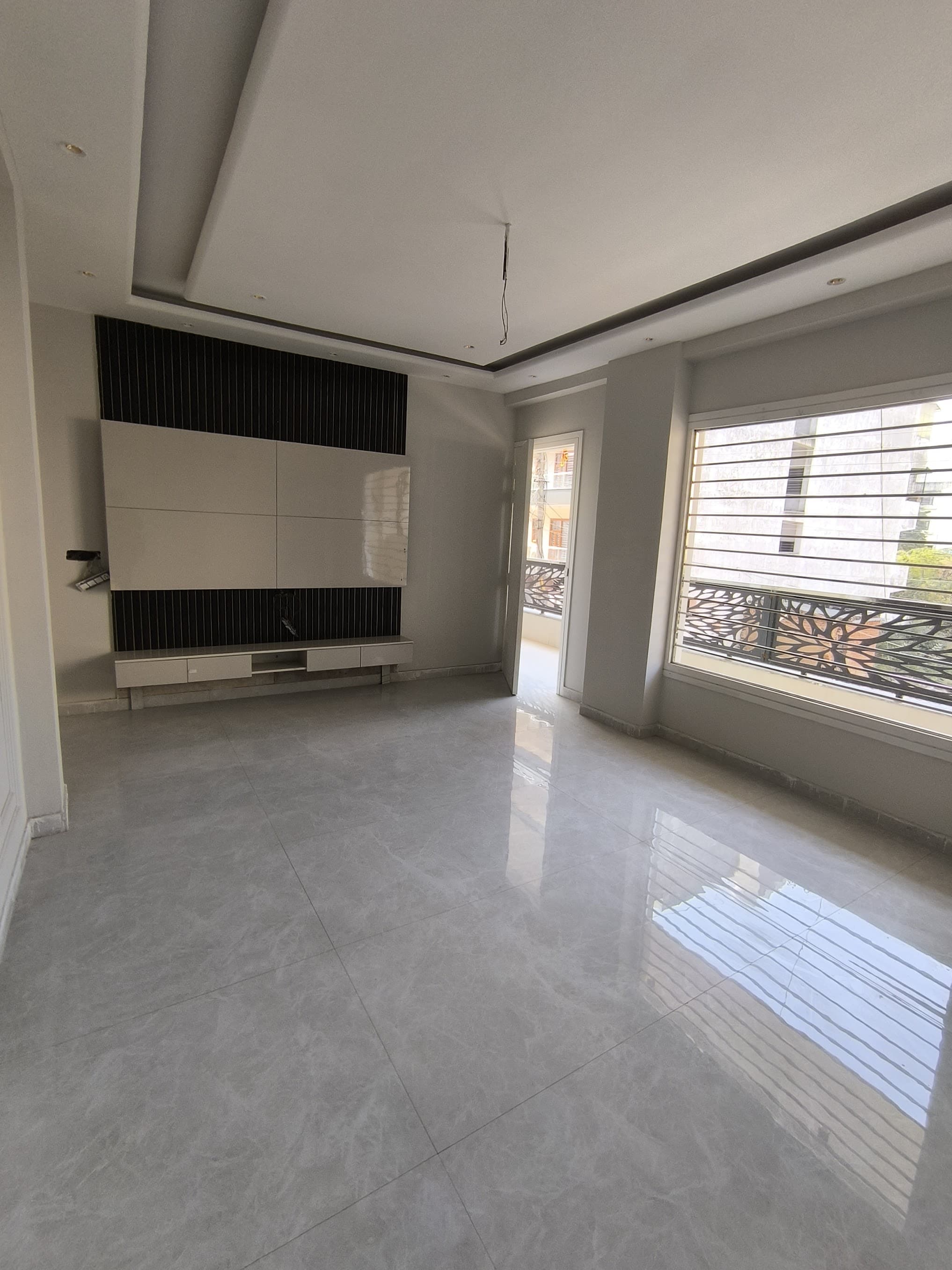 Independence builder floor 