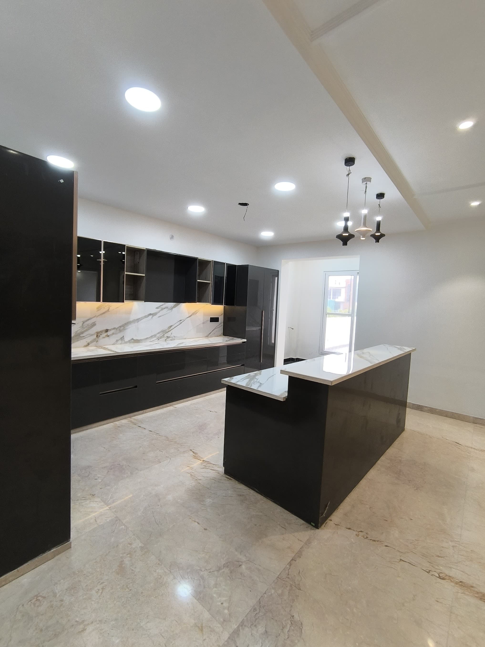 Independence builder floor 
