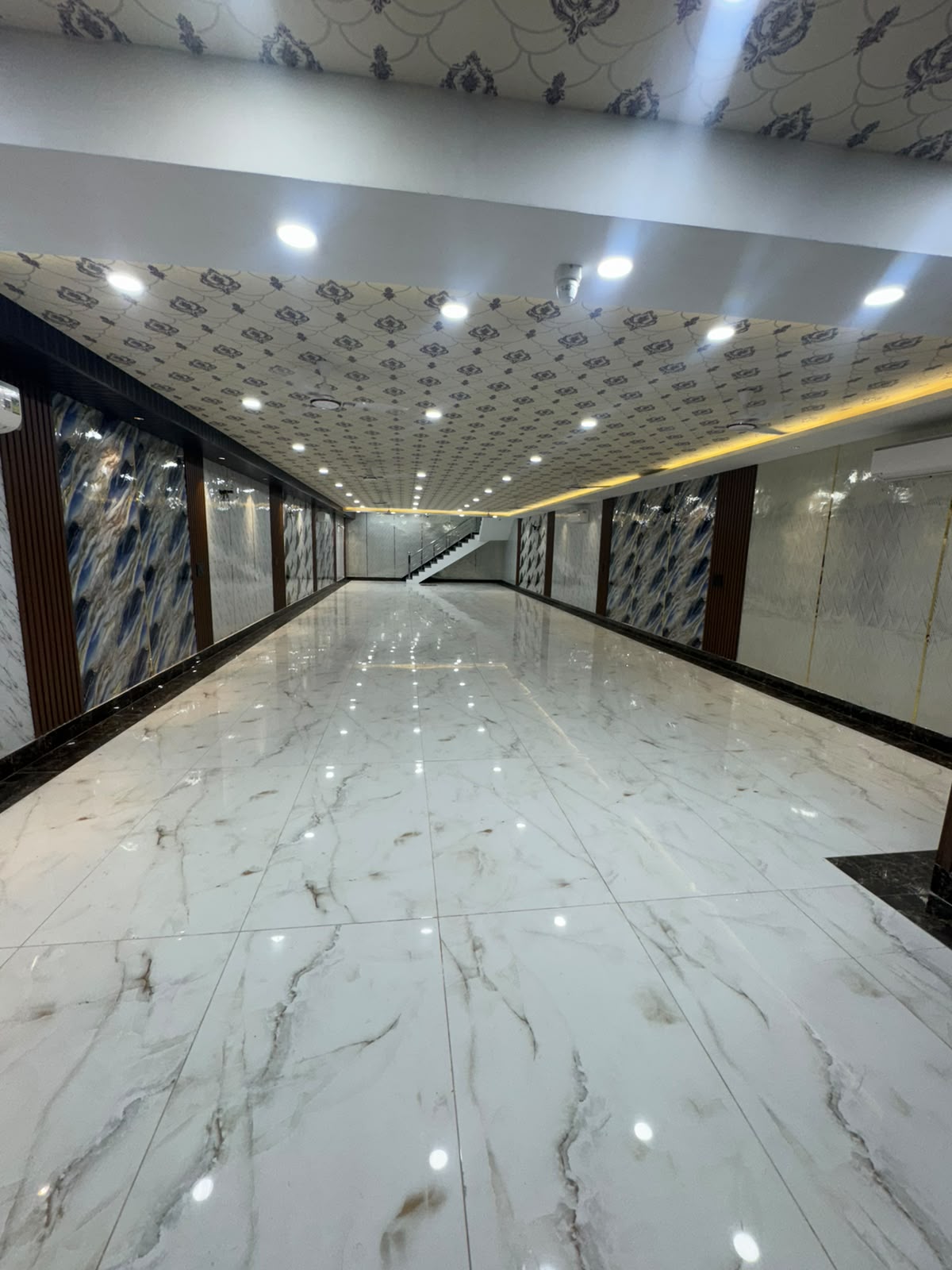 Independence builder floor 