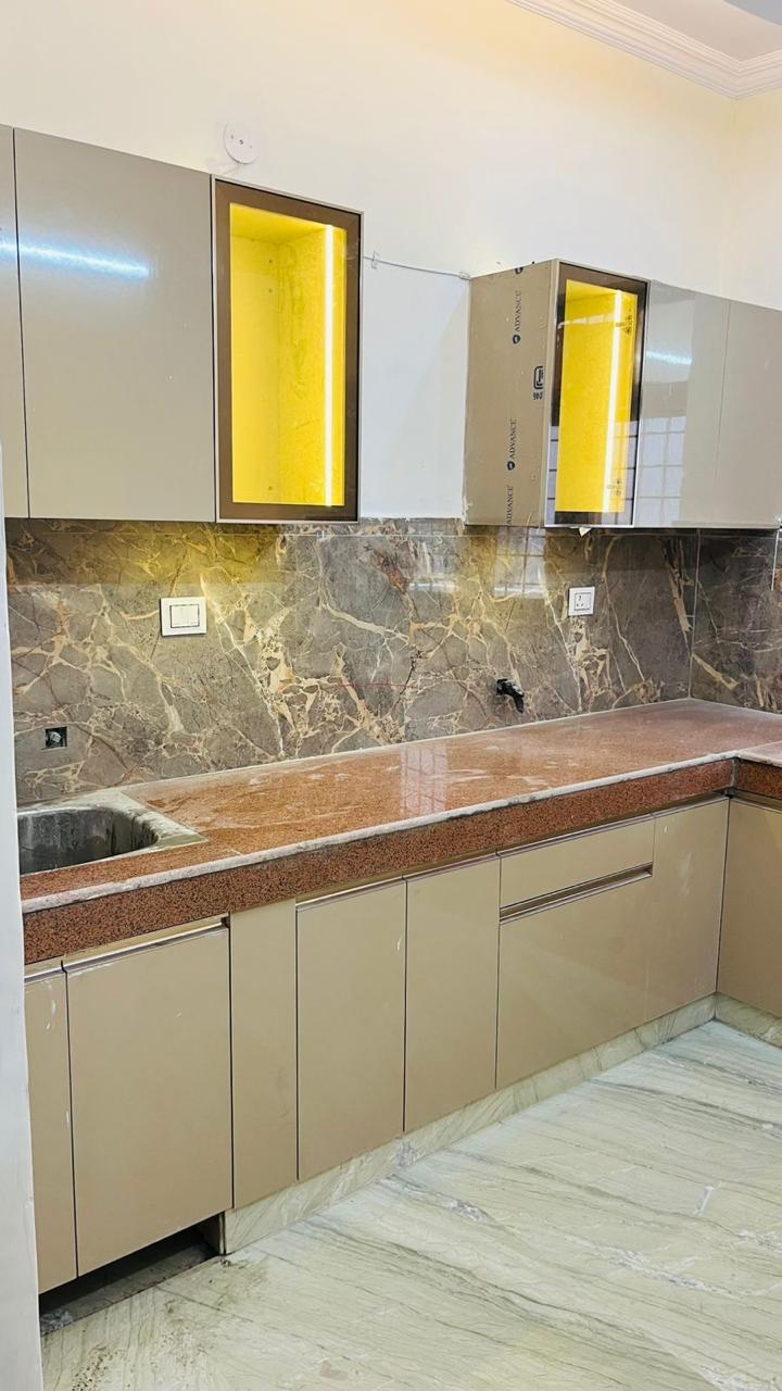 Builder floor 