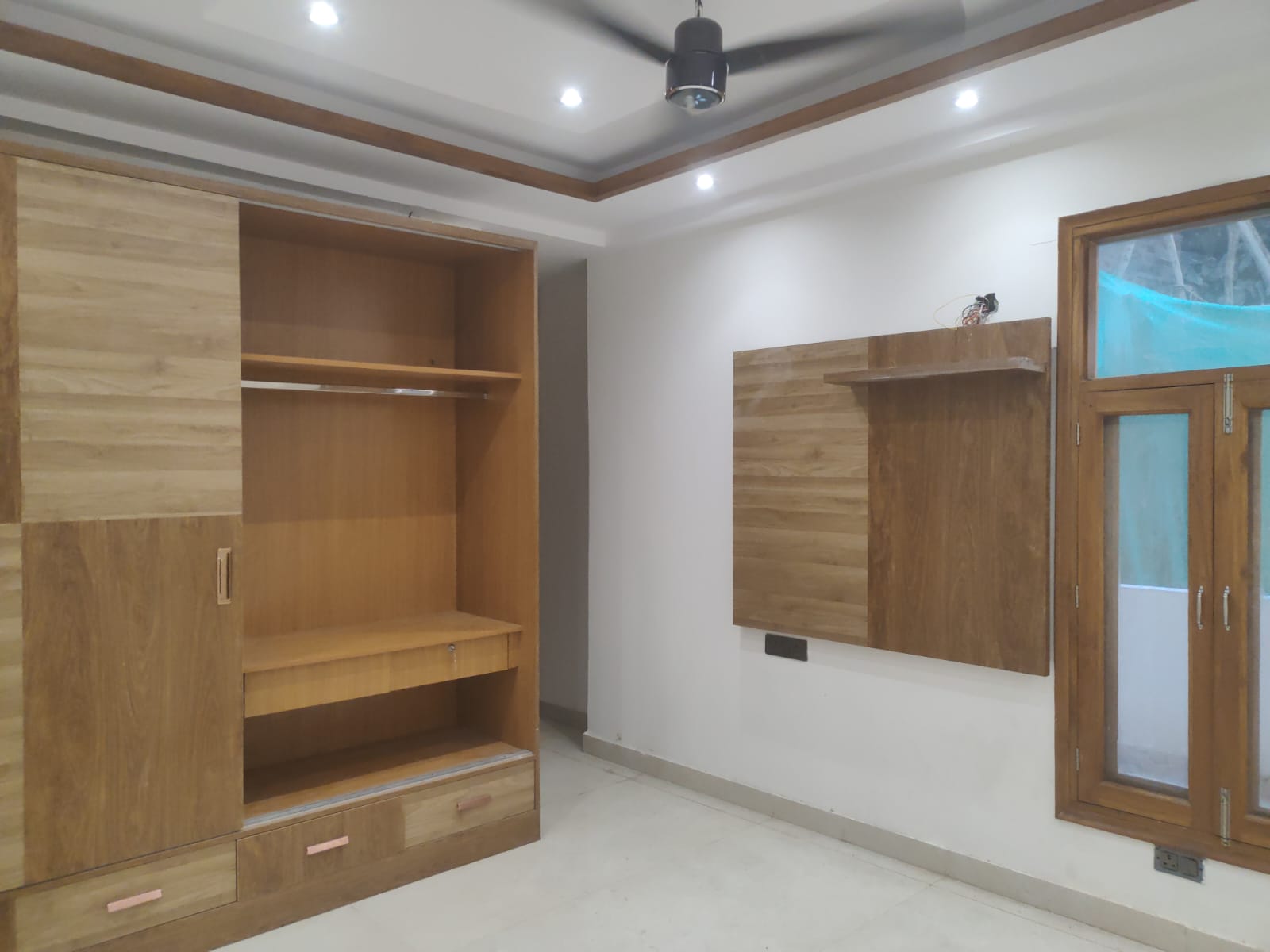 Independence builder floor 