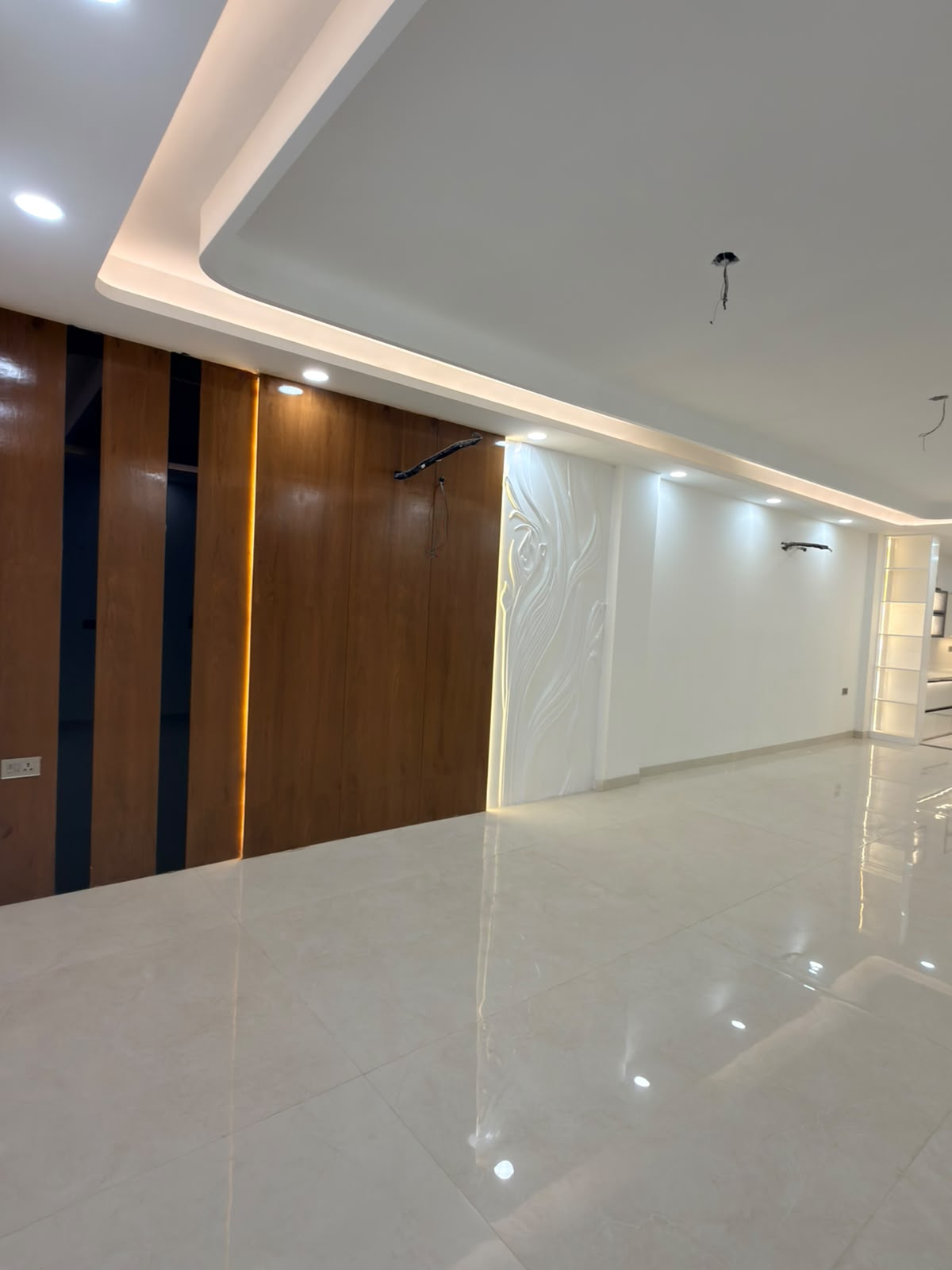 Independent floor 