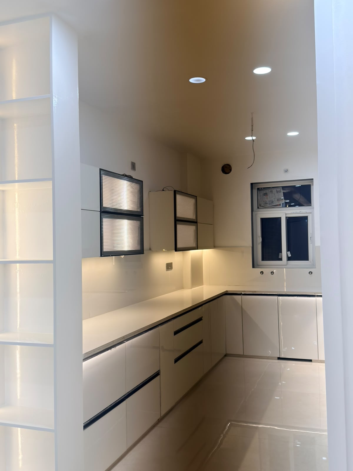 Independent floor 