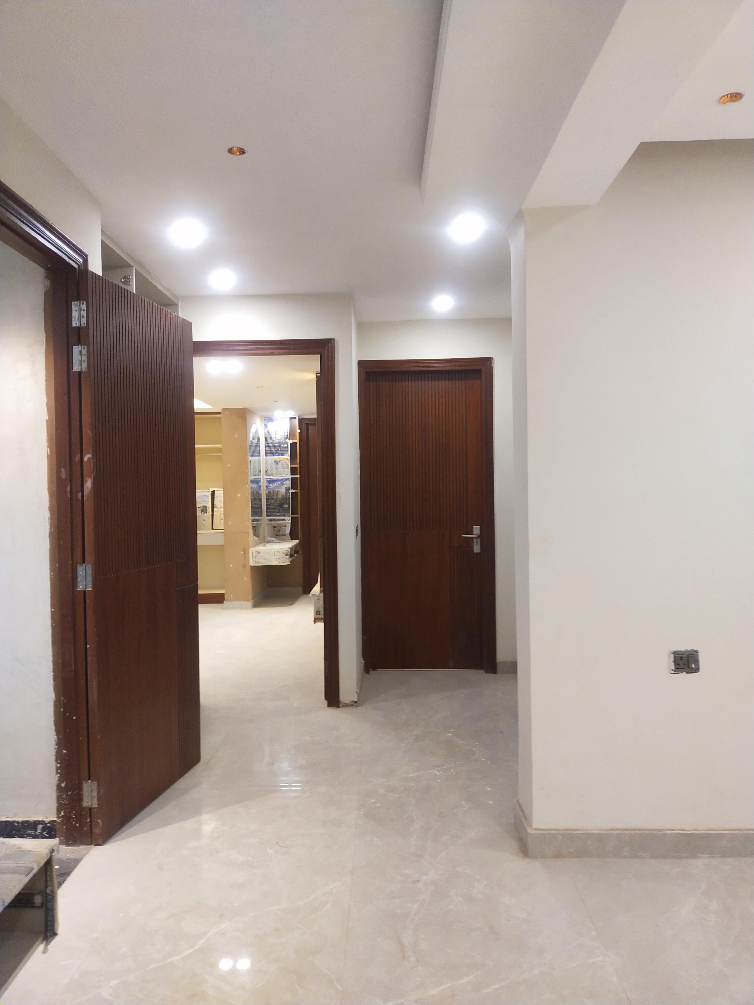 Independent builder floor 
