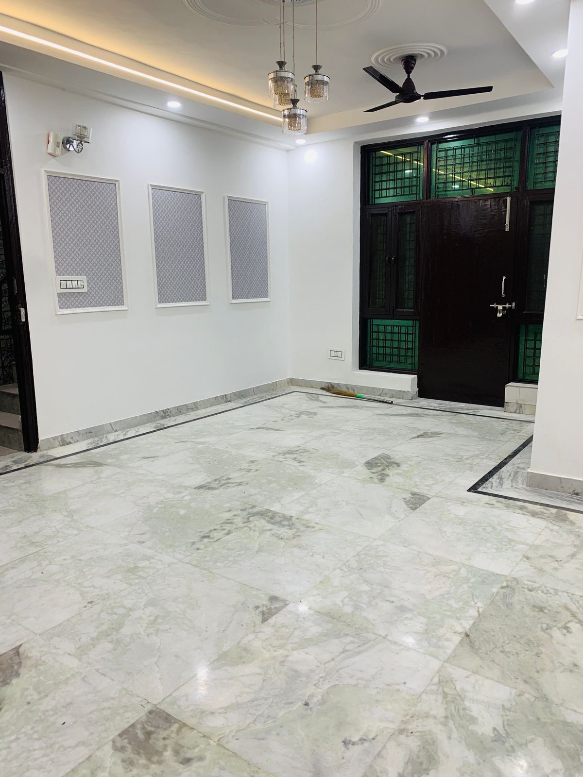 Independent builder floor 