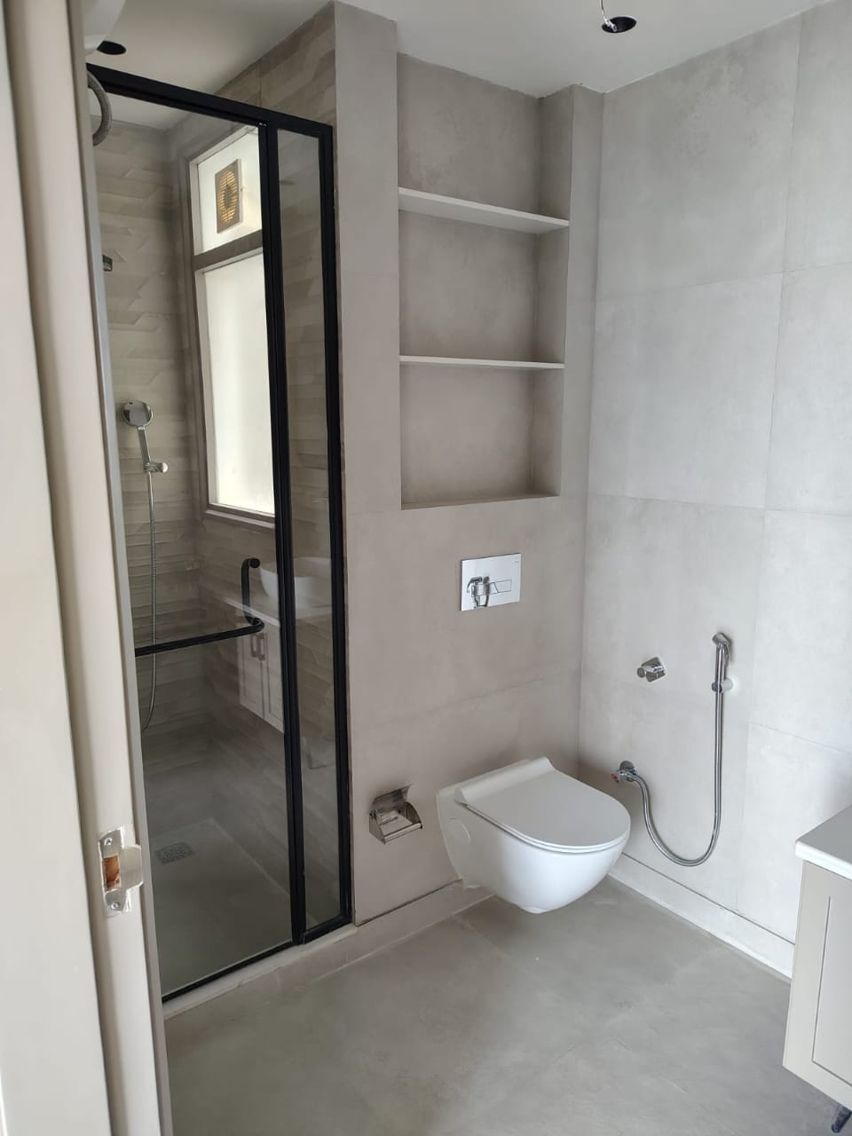 builder floors in green filed faridabad 
