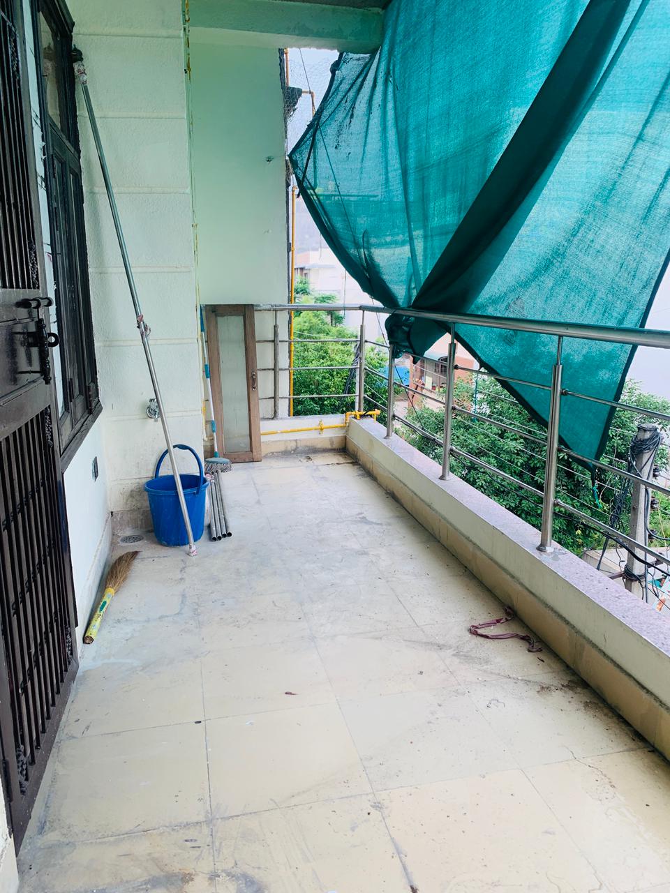 Builder floors in green filed faridabad 