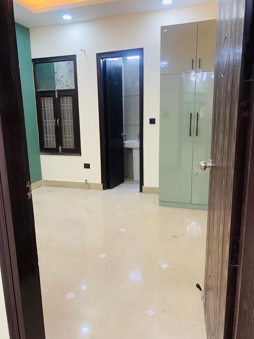 builder floors in green filed faridabad 