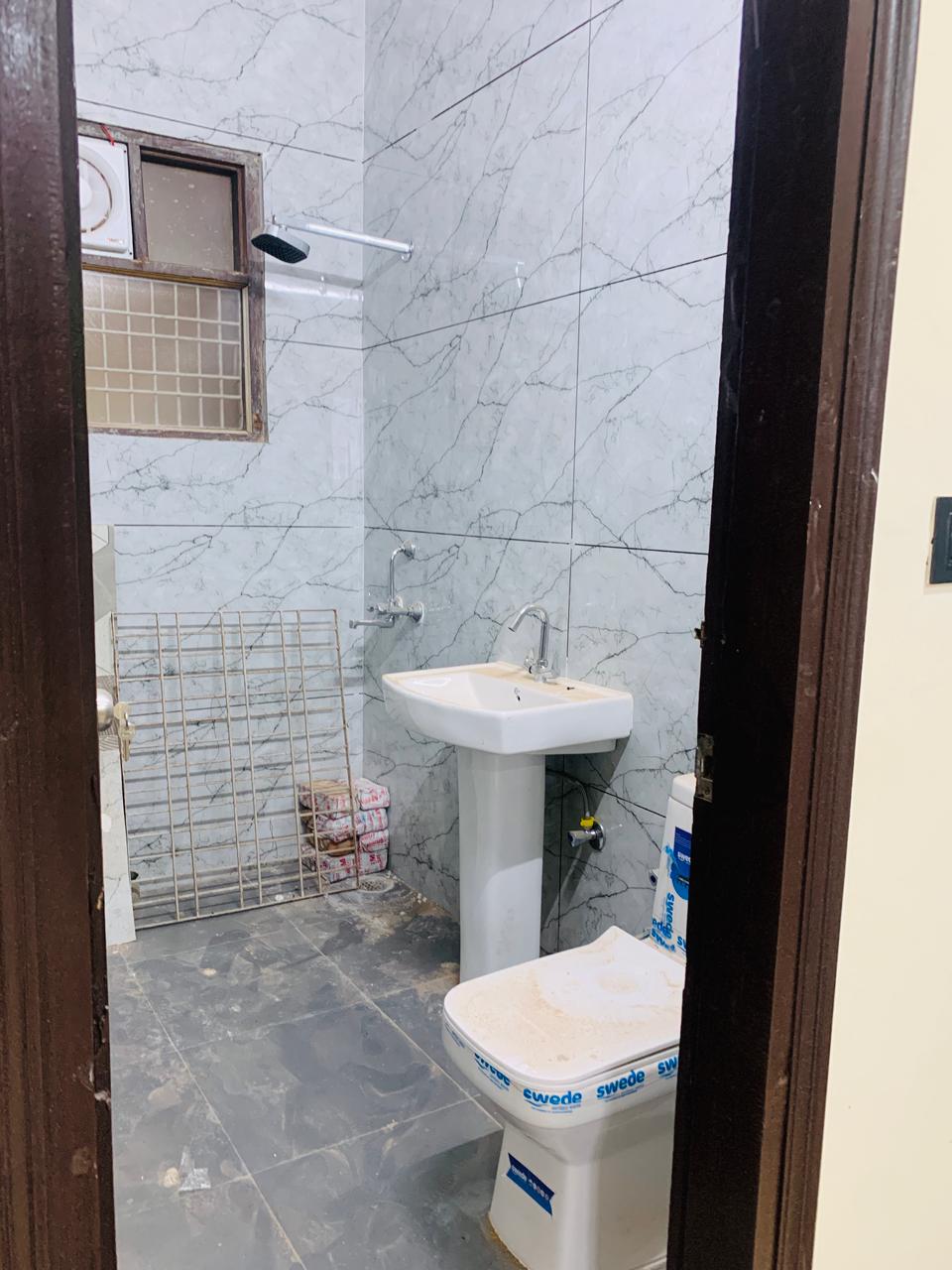 builder floors in green filed faridabad 