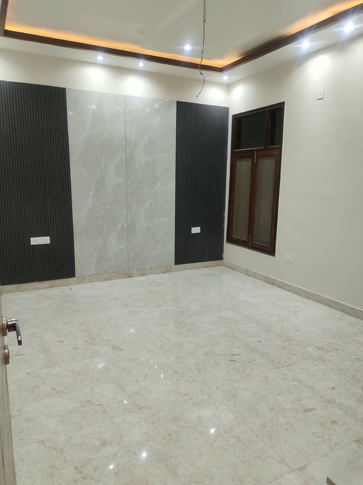 BUILDER FLOORS 