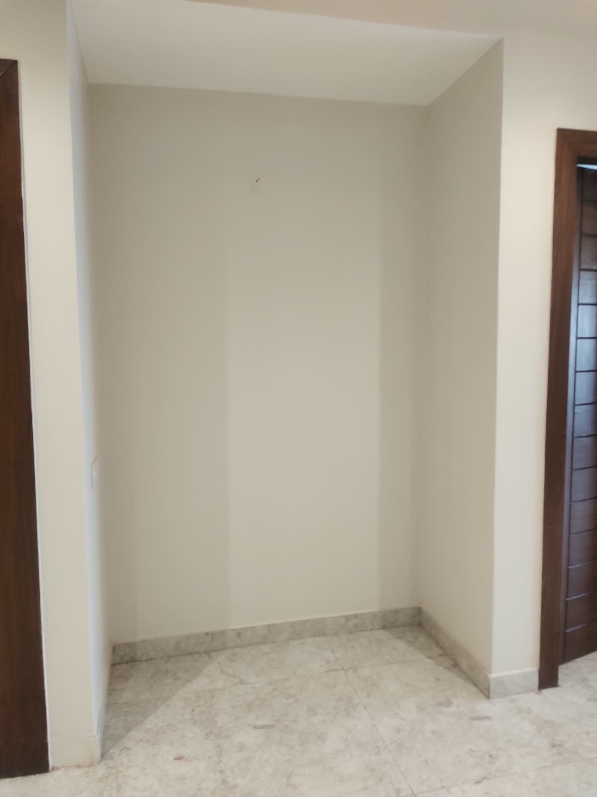 BUILDER FLOORS 
