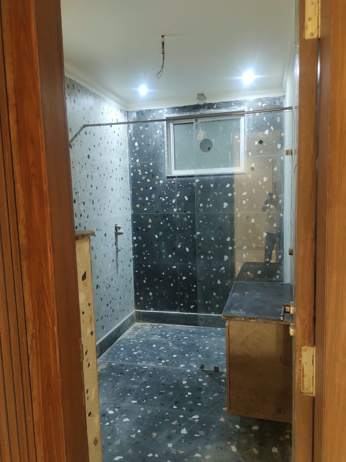 BUILDER FLOORS 