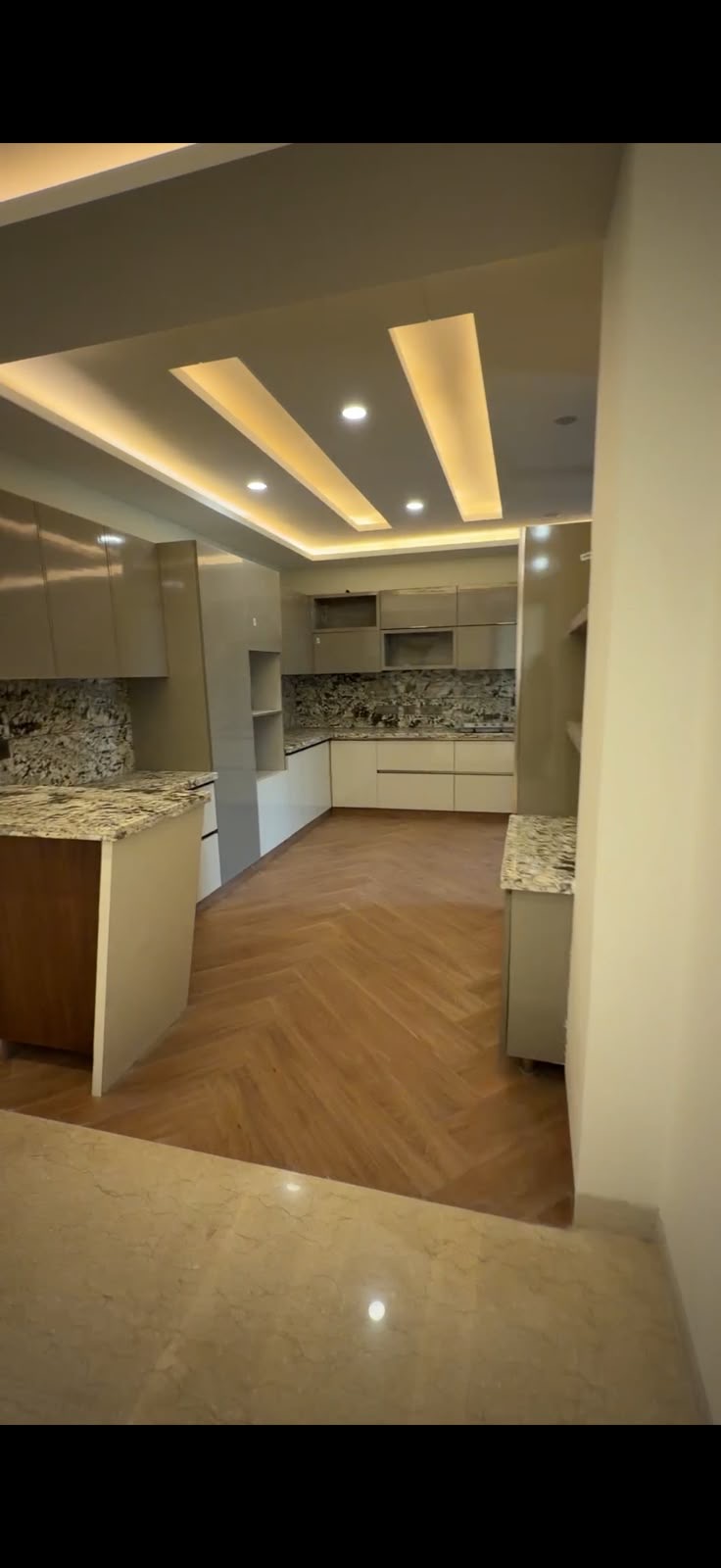 Independent builder floor 